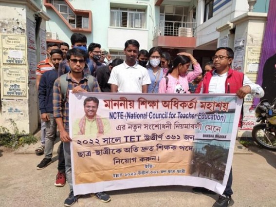 Tripura TET qualified candidates return with hopes after meeting Education Direction ; Confusion still looms large over timely recruitment as Lok Sabha Election ahead Tripura TET qualified candidates return with hopes after meeting Education Direction ; Confusion still looms large over timely recruitment as Lok Sabha Election ahead